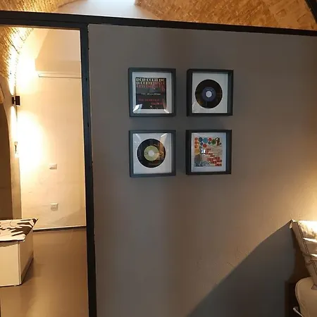 Urban79 * 贝尔纳尔达