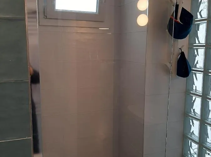 بيت للعطل Urban79 *